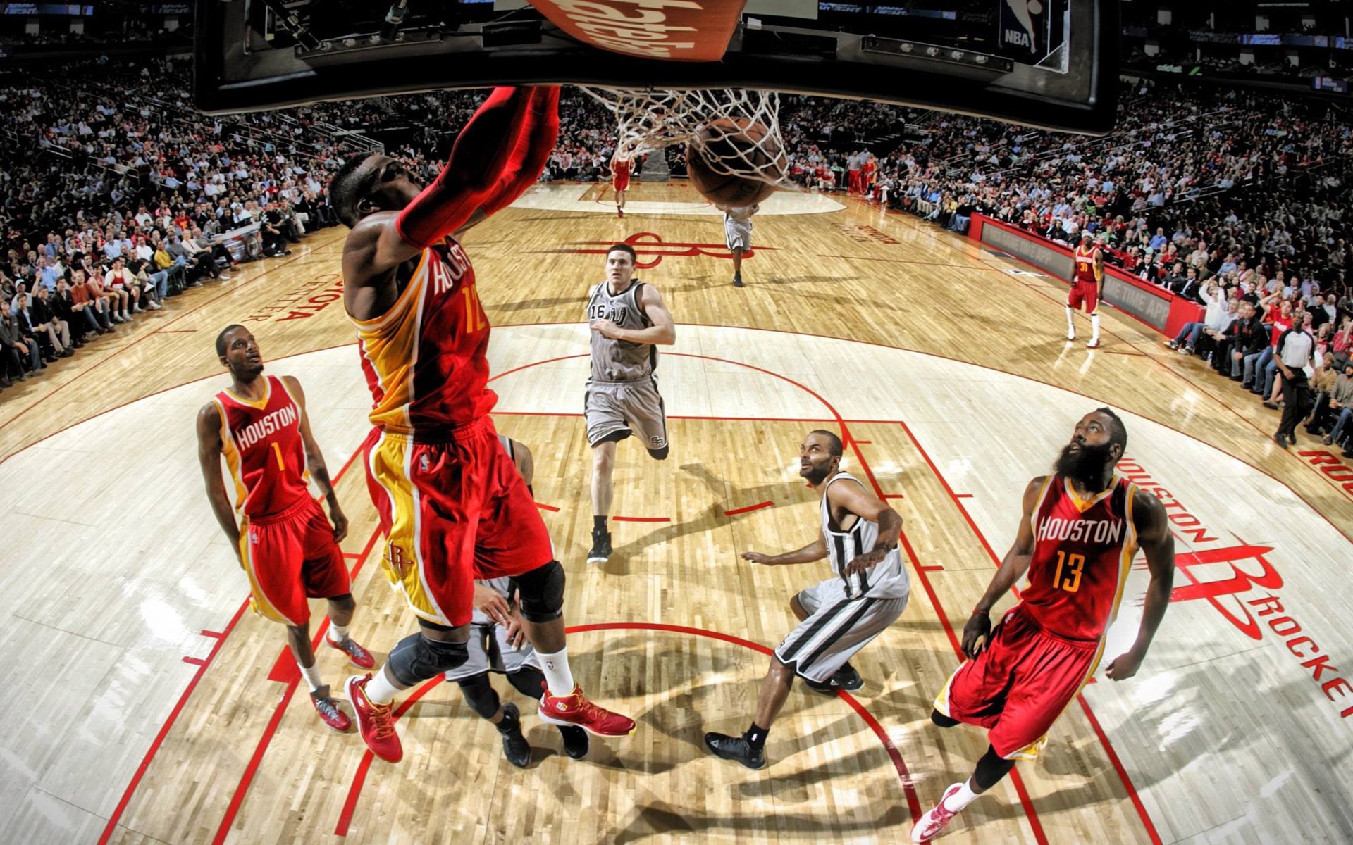 mk体育官方-巅峰激战，德罗巴神锋对决，蒂姆80分钟鏖战老鹰